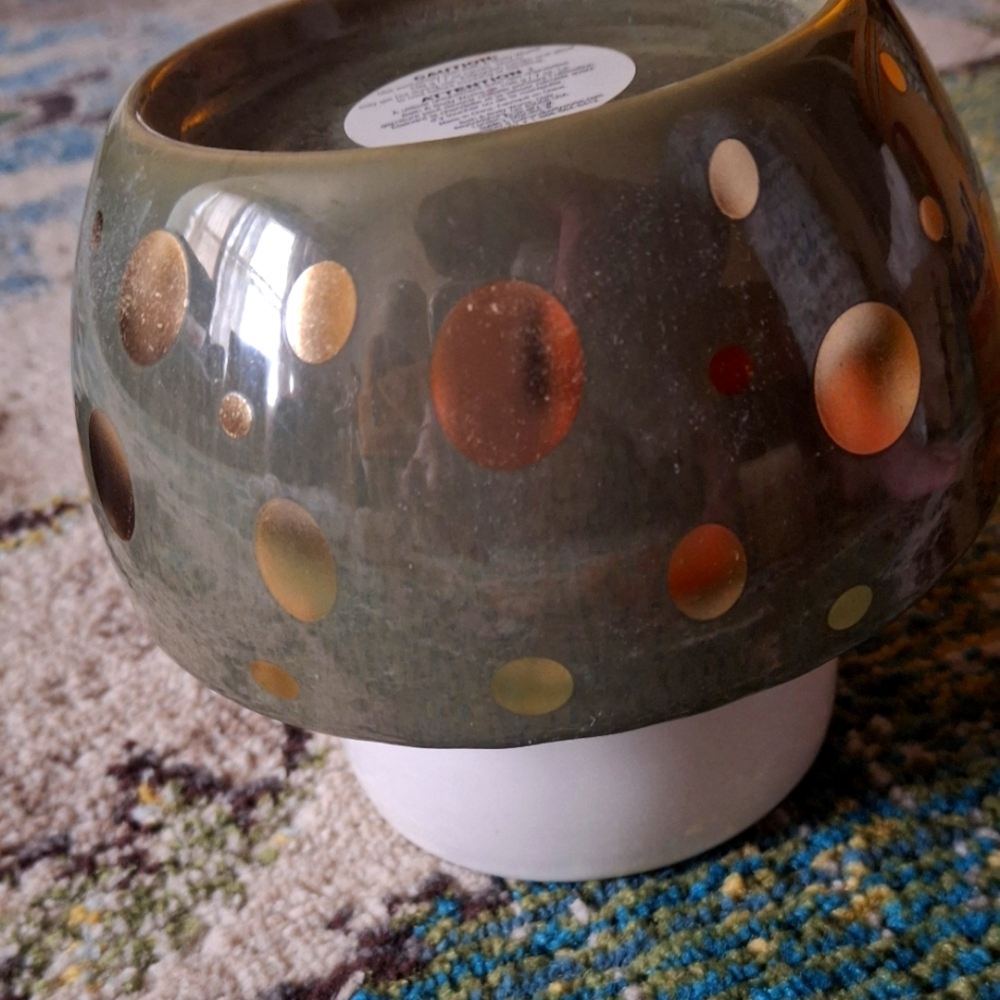 MUSHROOM CANDLE HOLDER